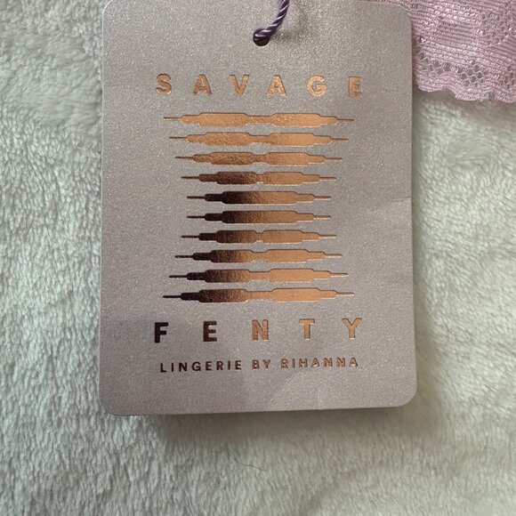 Savage X Fenty Pink Lace Bralette W/ Adjustable Straps & Scalloped Edges Size XL - Picture 6 of 9